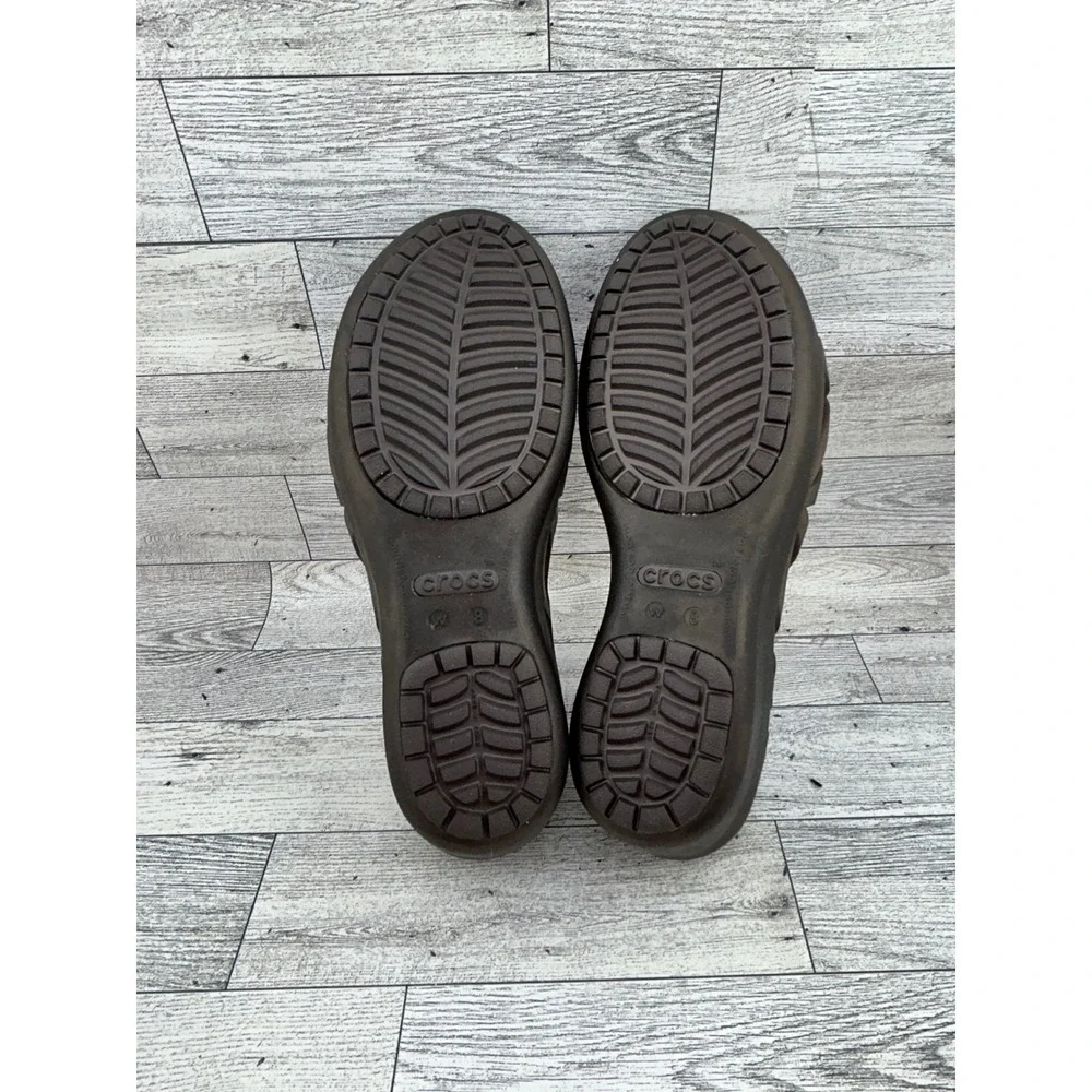 Crocs Adrina III Mini Wedge Espresso Brown Floral Cut Out Sandals Women Sz 8